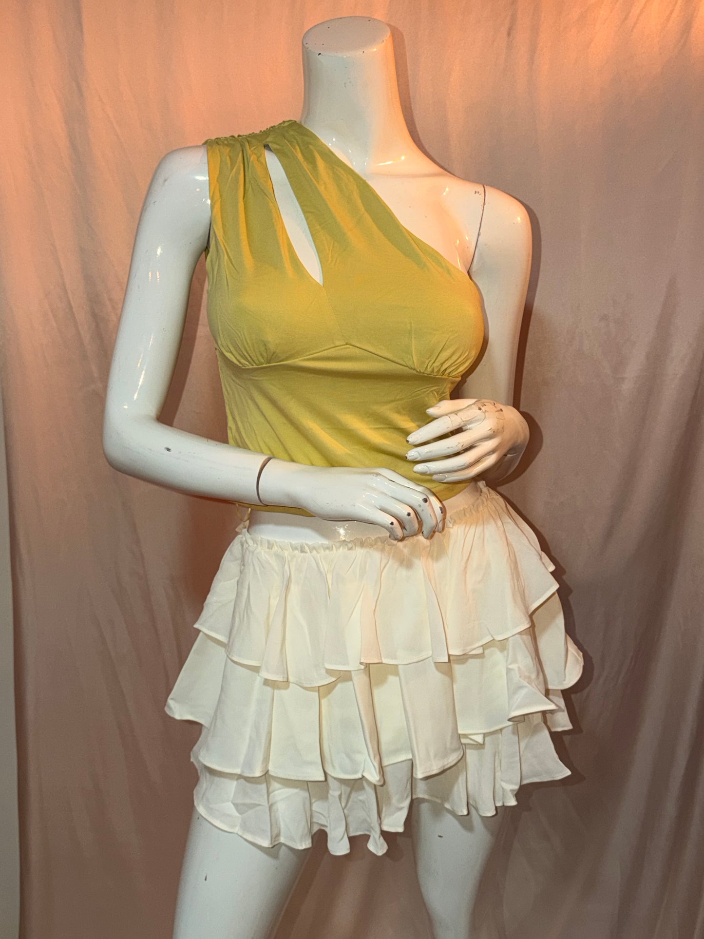 Asymmetrical keyhole one shoulder top