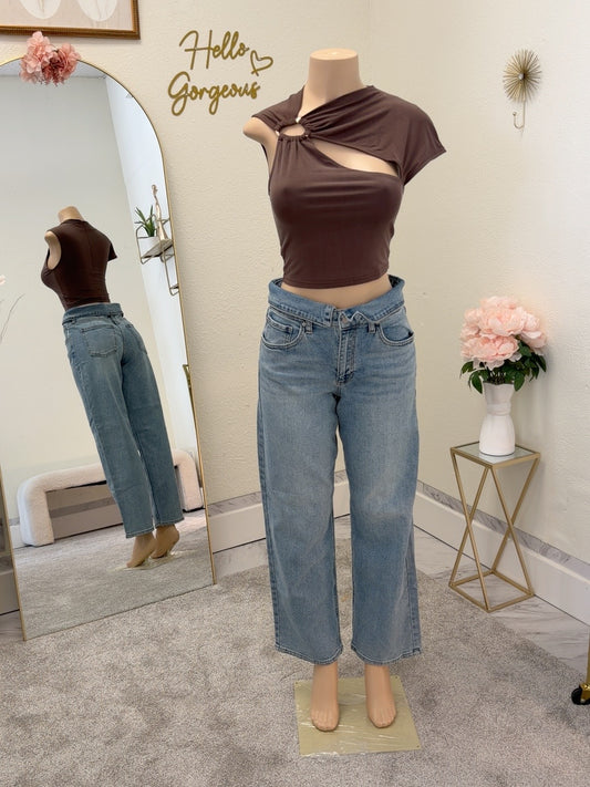Top folded jeans
