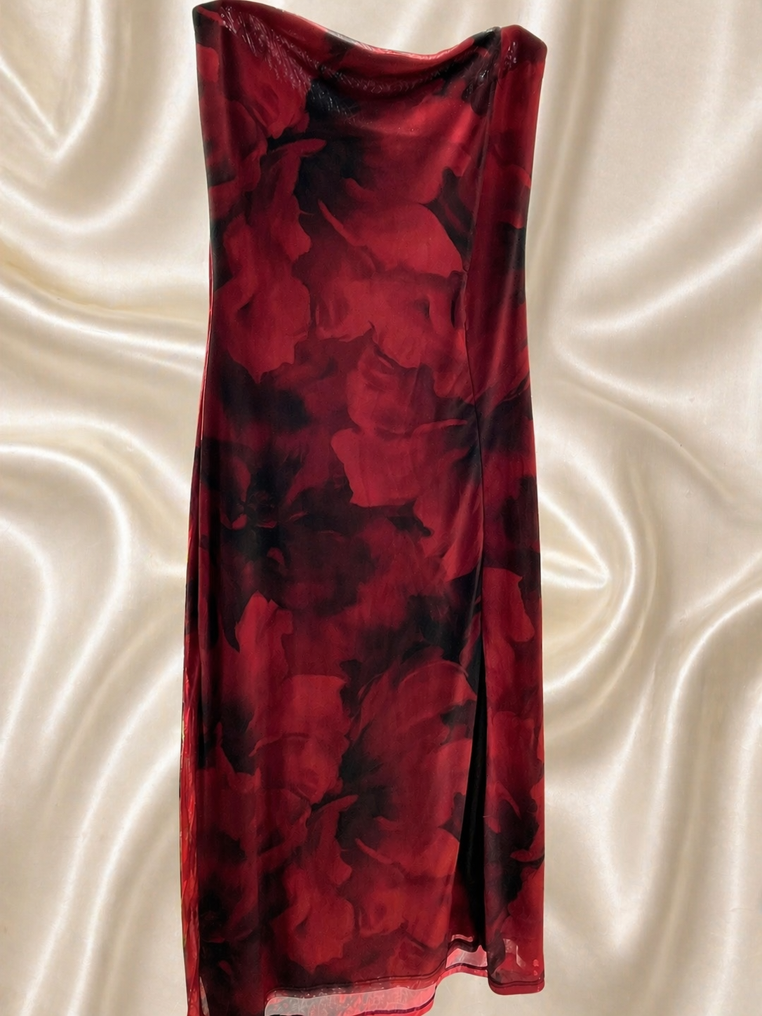 Red flower strapless dress